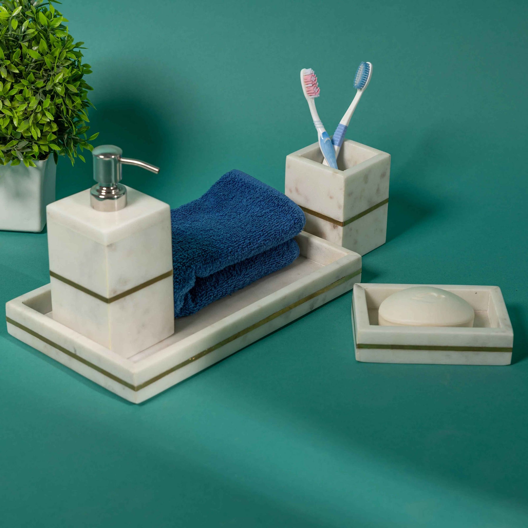 Brass Marble Bathroom Set In Pearly White-Set of 4