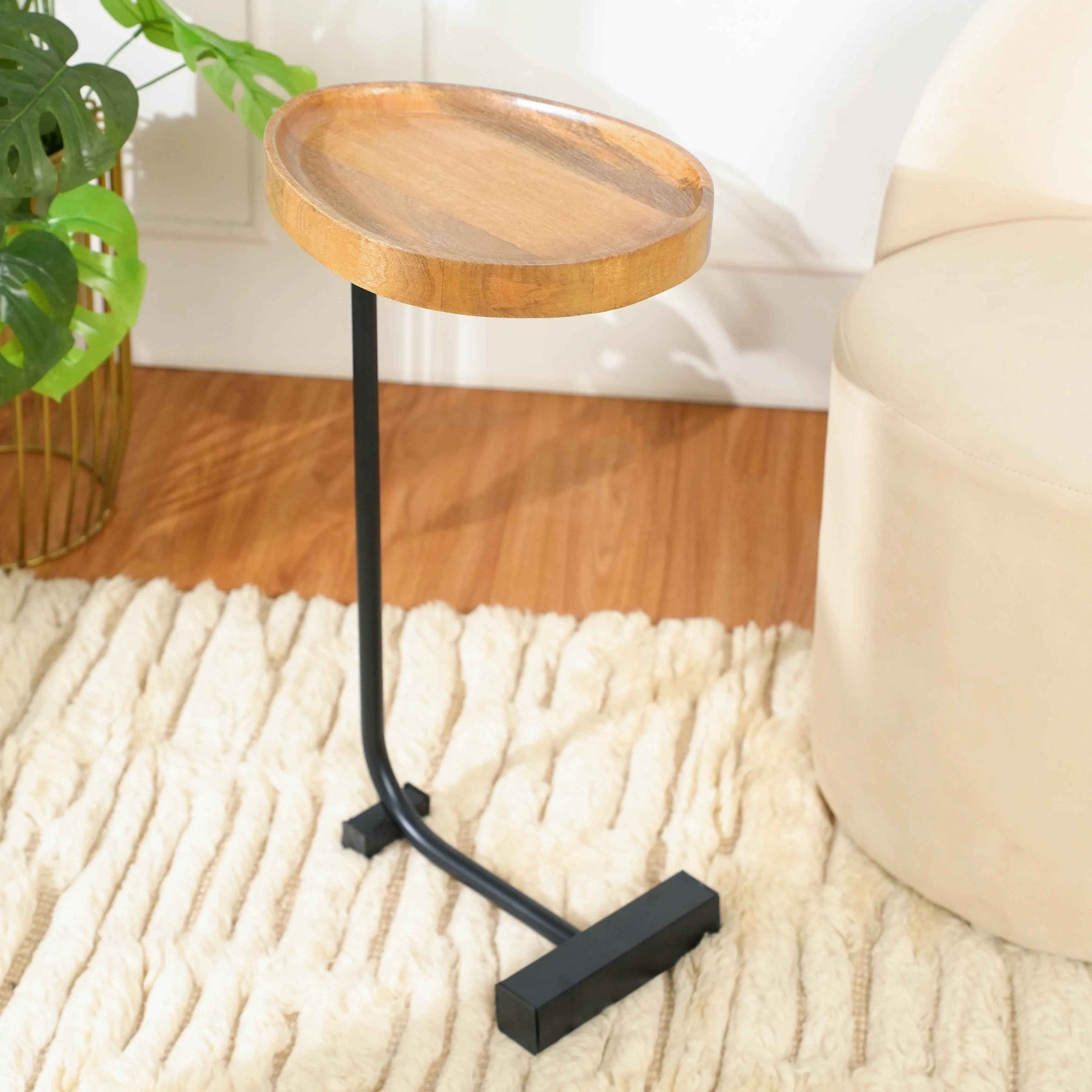 Wooden Tray Top C-Table with Black Metal Base