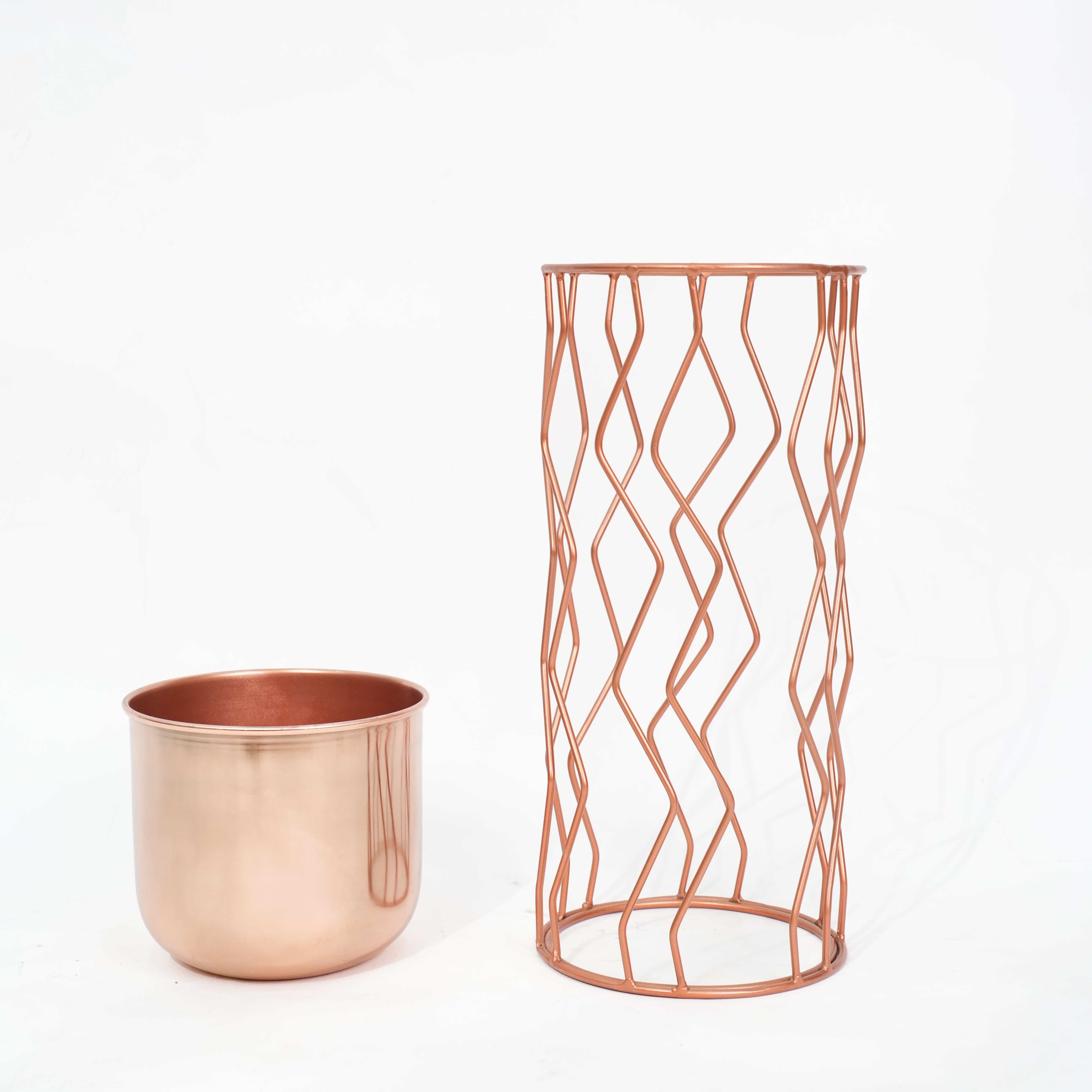 Geometric Wire Copper Planter with Stand Set of 2