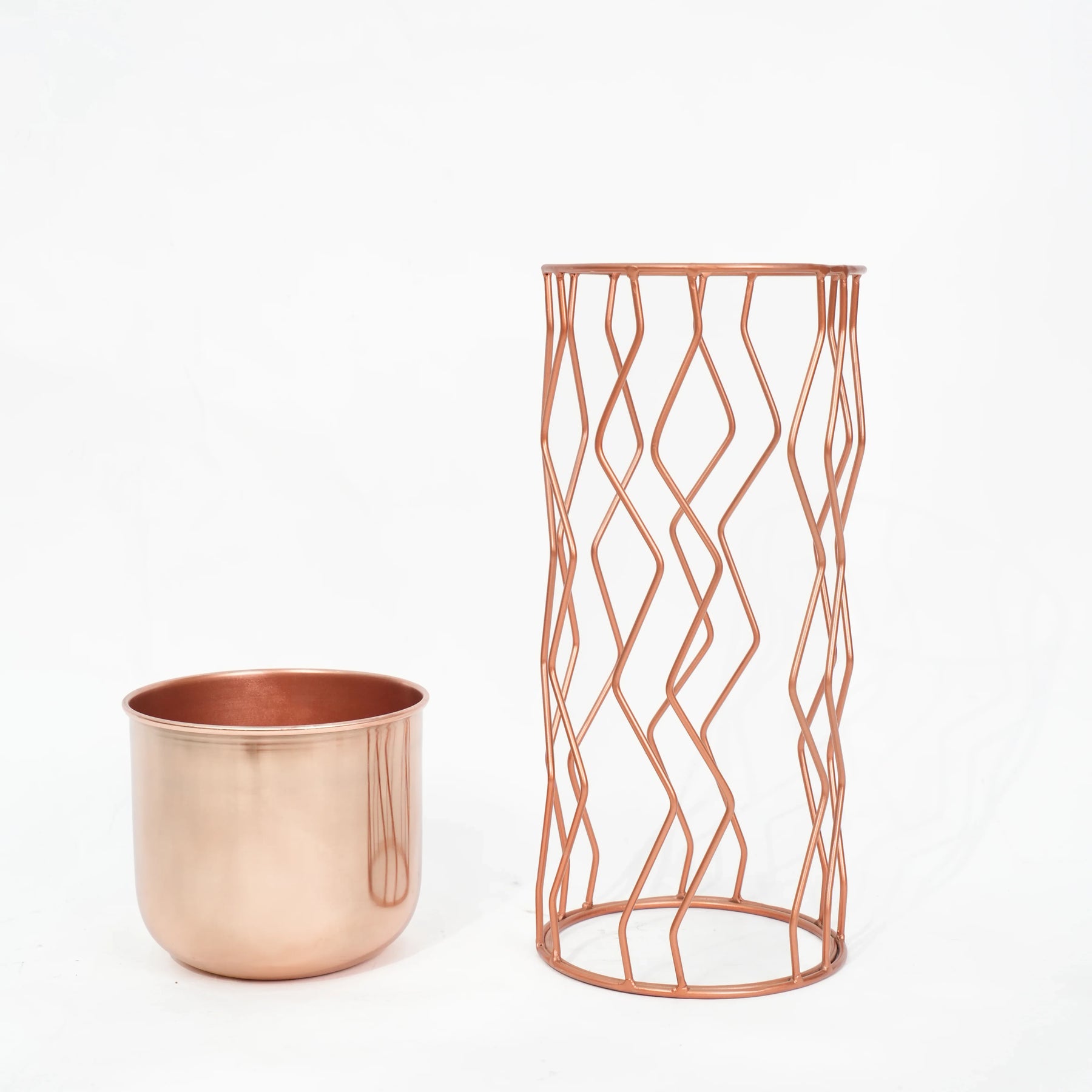 Geometric Wire Copper Planter with Stand Set of 2