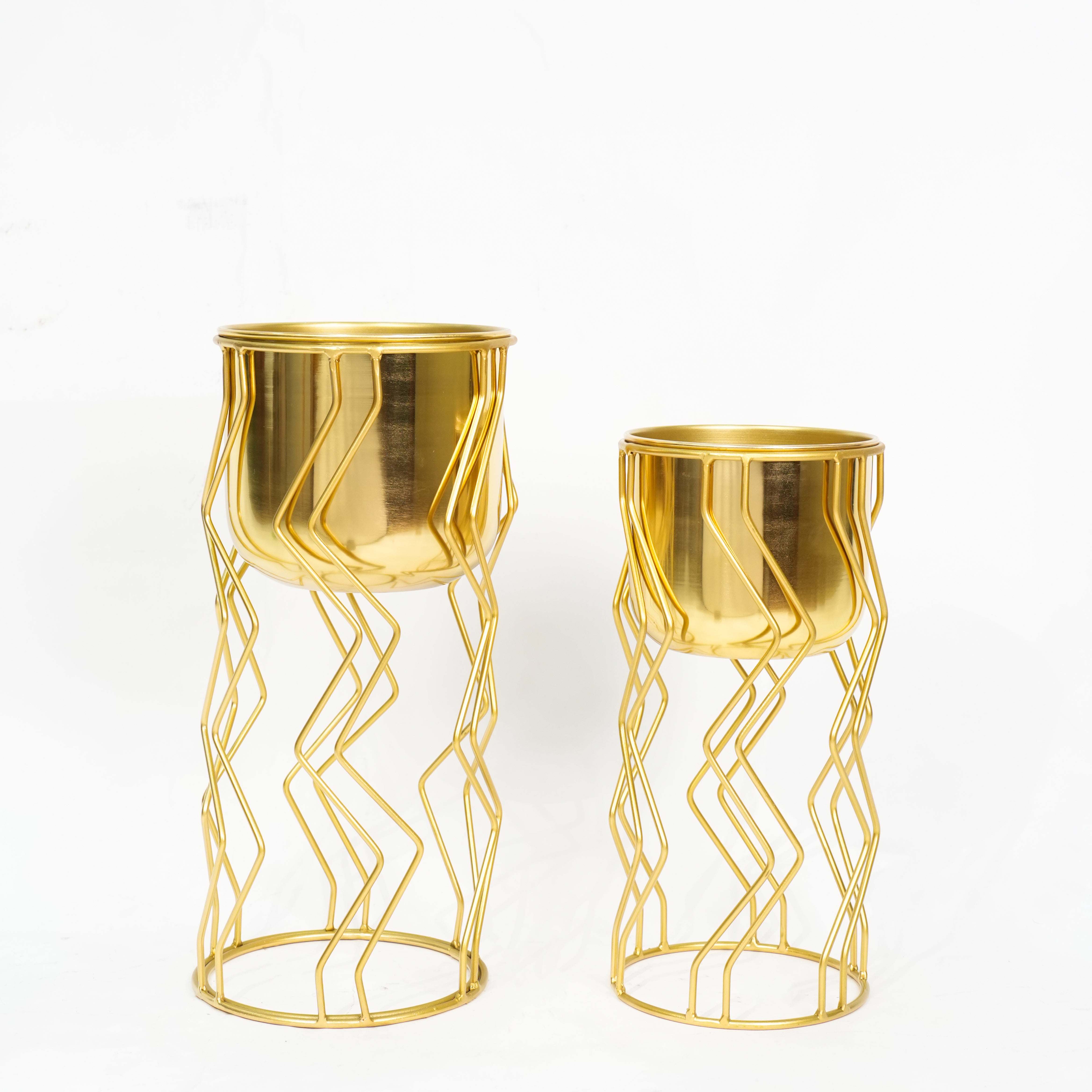 Geometric Wire Gold Planter with Stand Set of 2