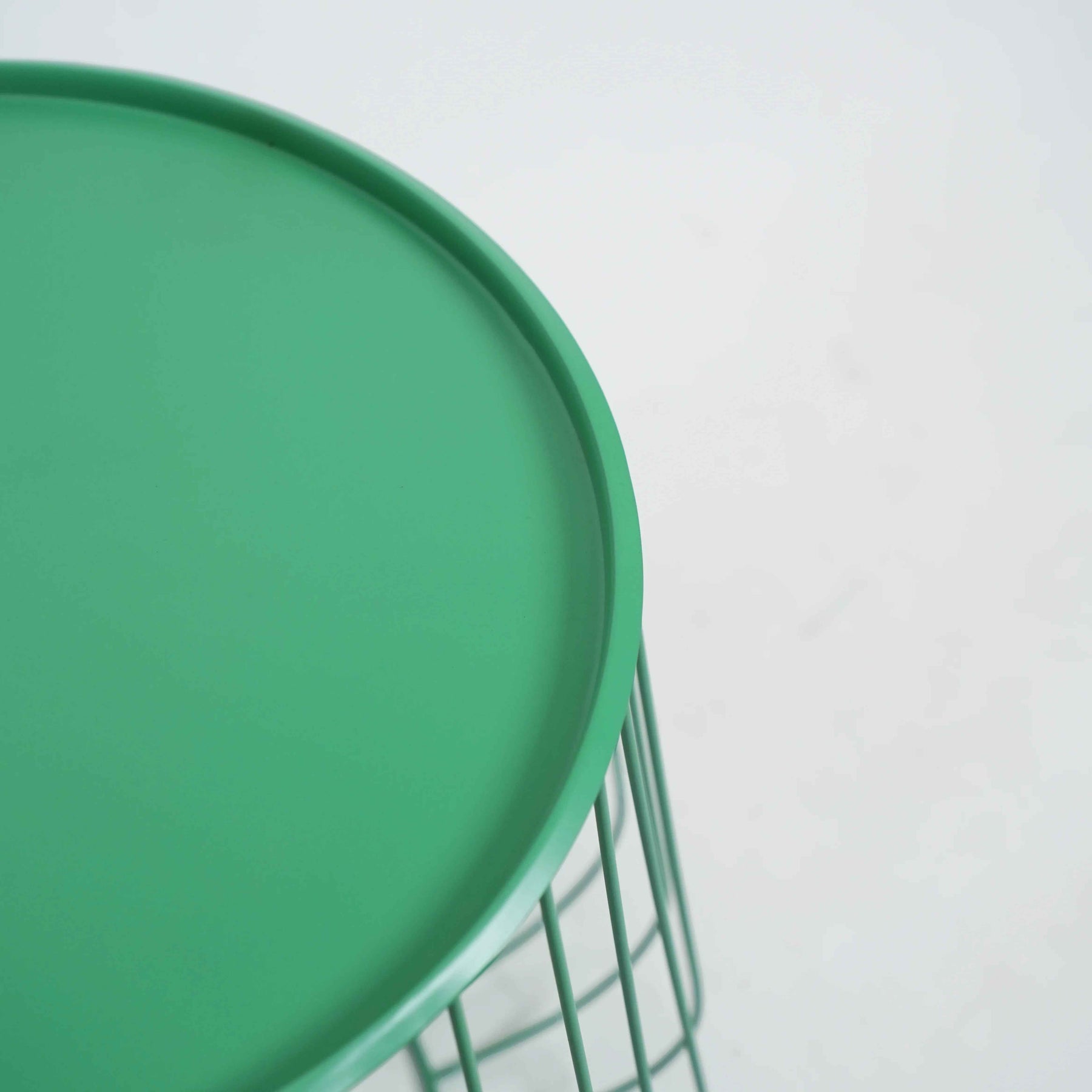 Metal Round Wire Side Table with Storage in Green for Living Room