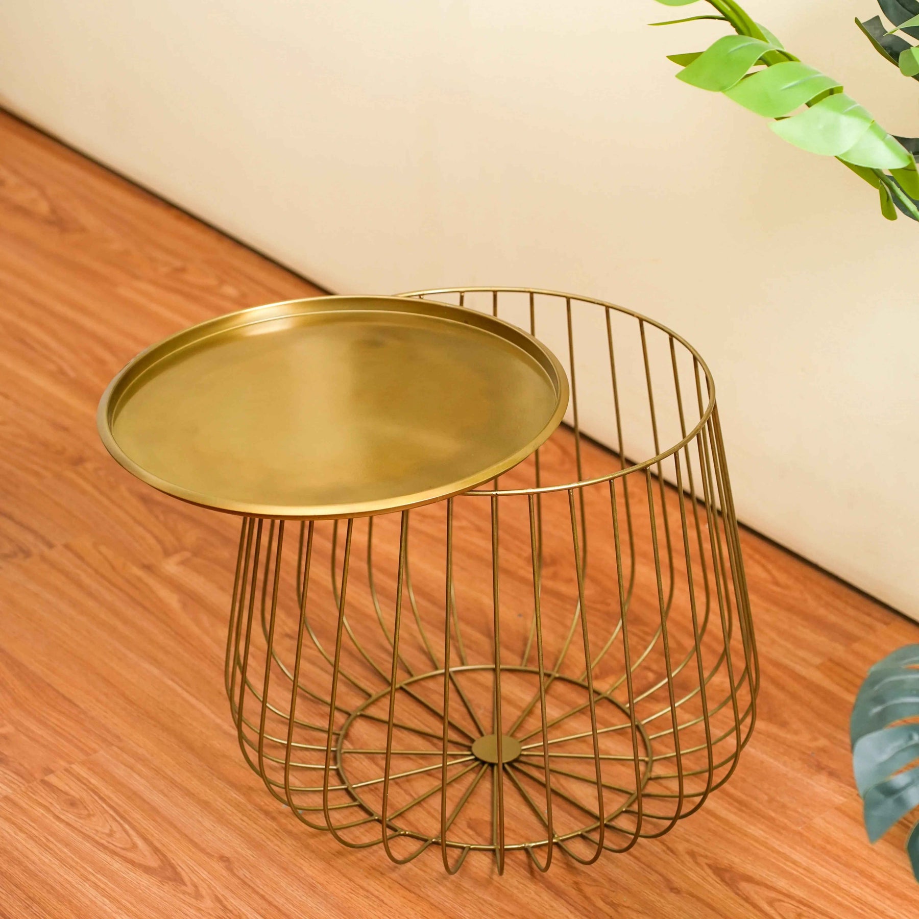 Golden Round Wire Side Table
