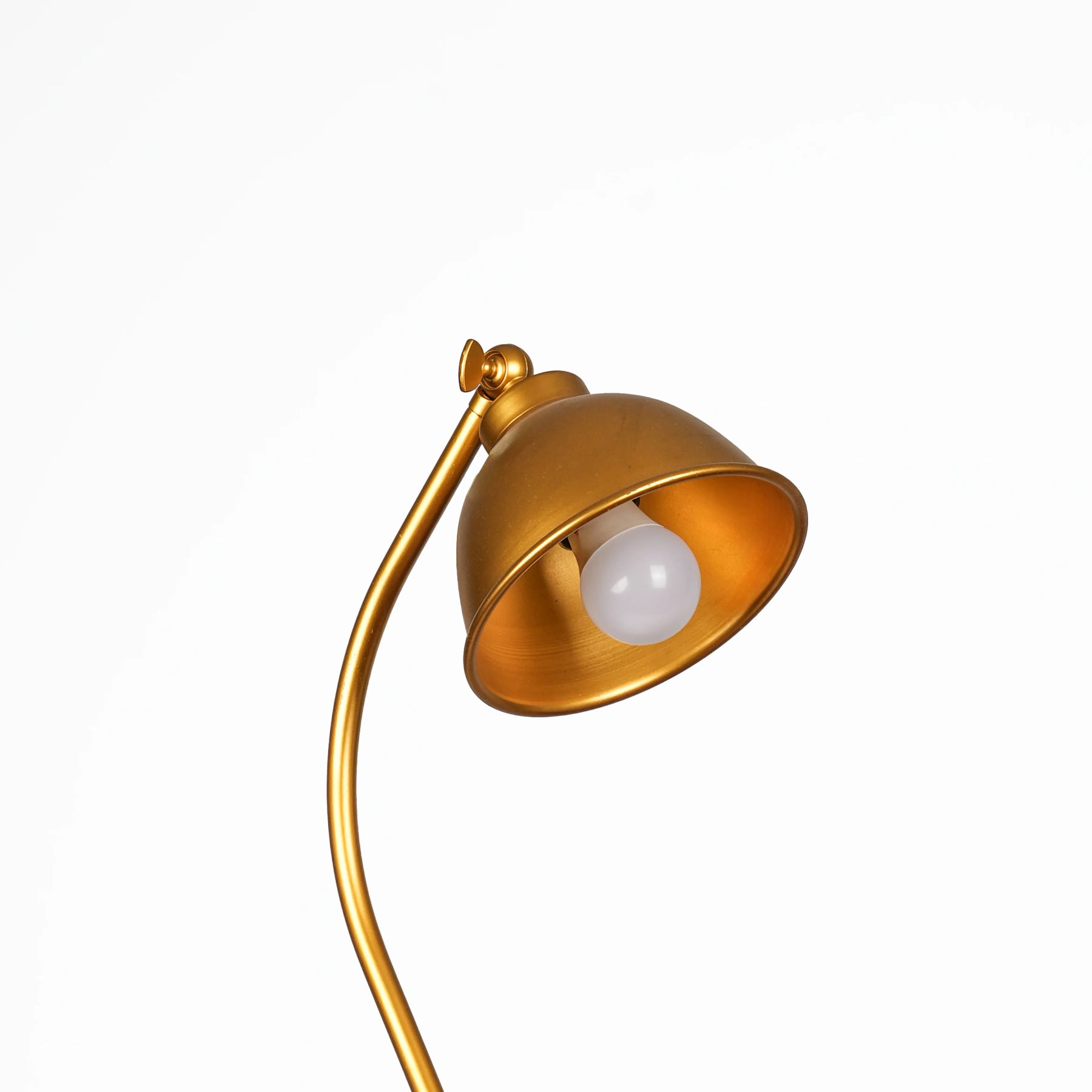 Luxury Metal Tripod Table Lamp