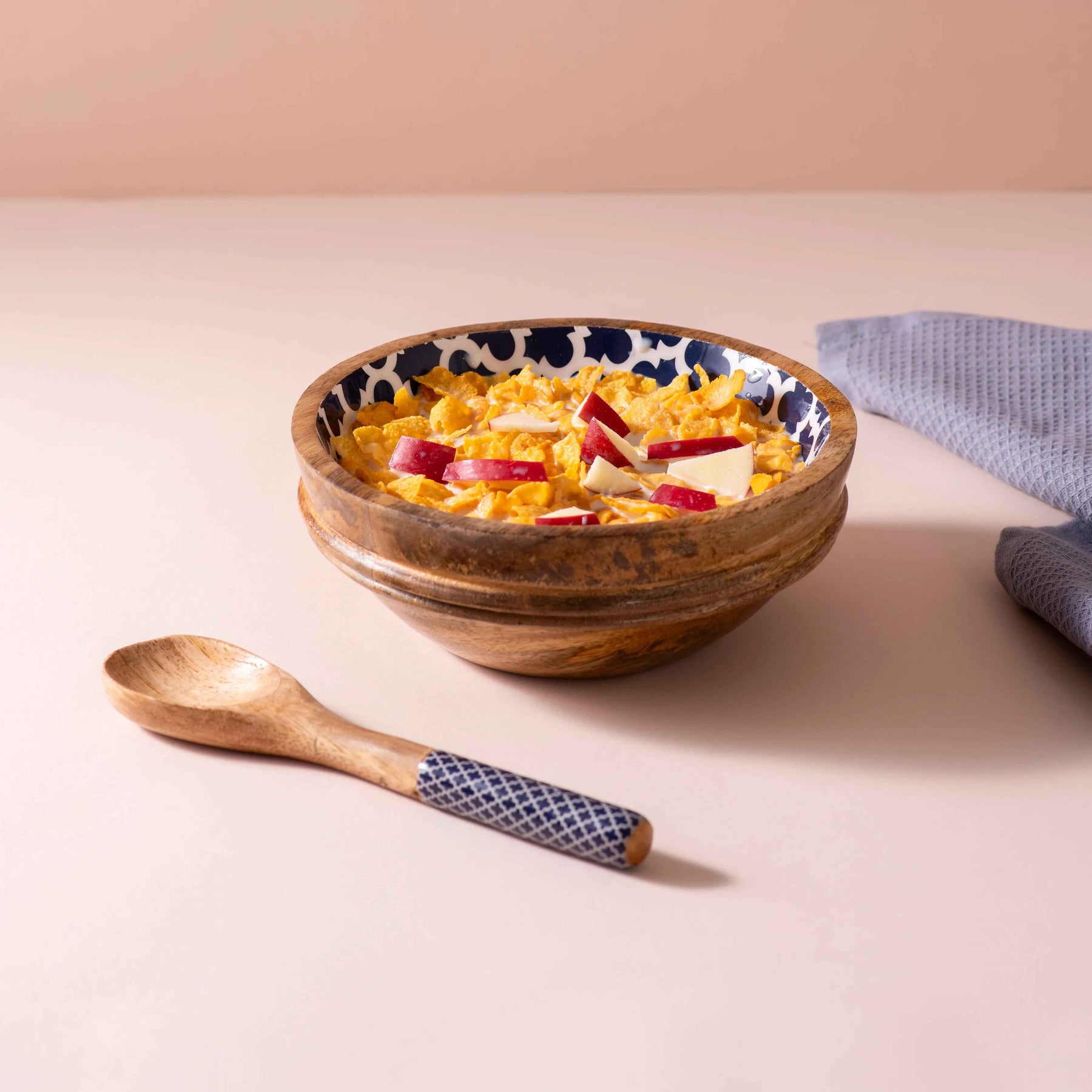 Wooden Serving Bowl with Spoon in Moroccan Trellis Design