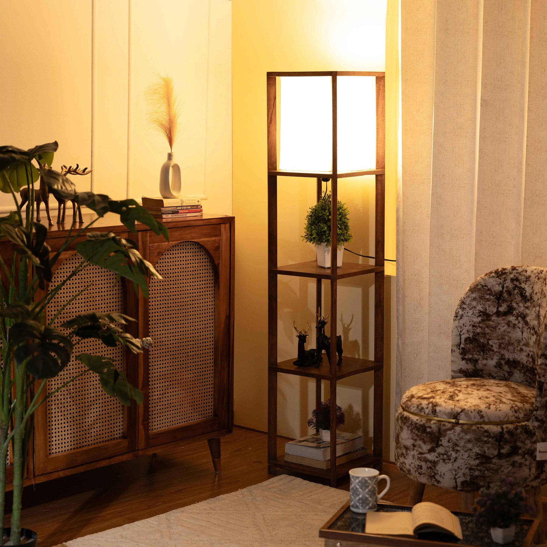 Wooden Shelf Floor Lamp for Living Room