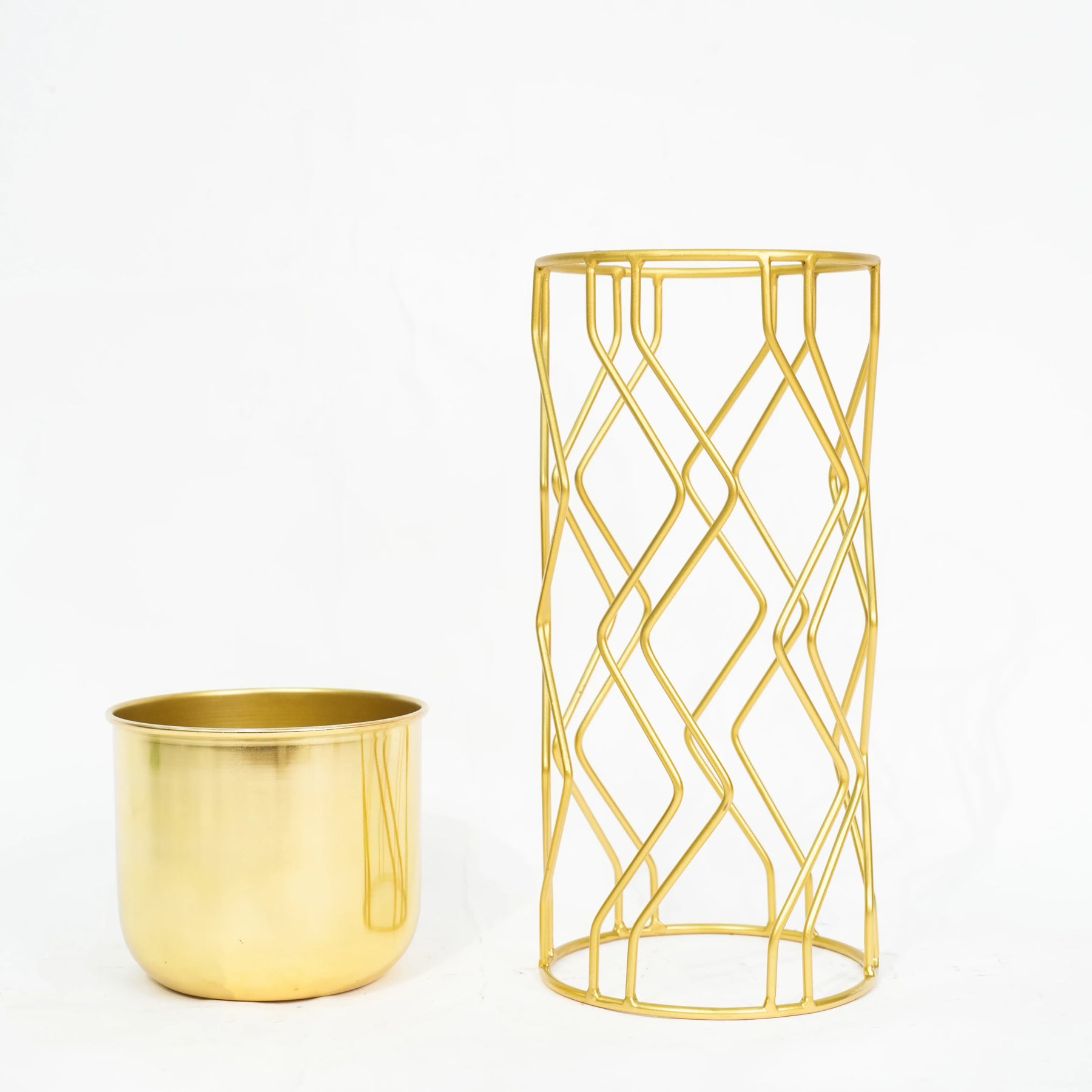 Geometric Wire Gold Planter with Stand Set of 2