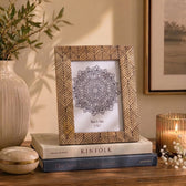 Handcrafted Wooden Leaf Pattern Photo Frame – Wall/Tabletop Mount