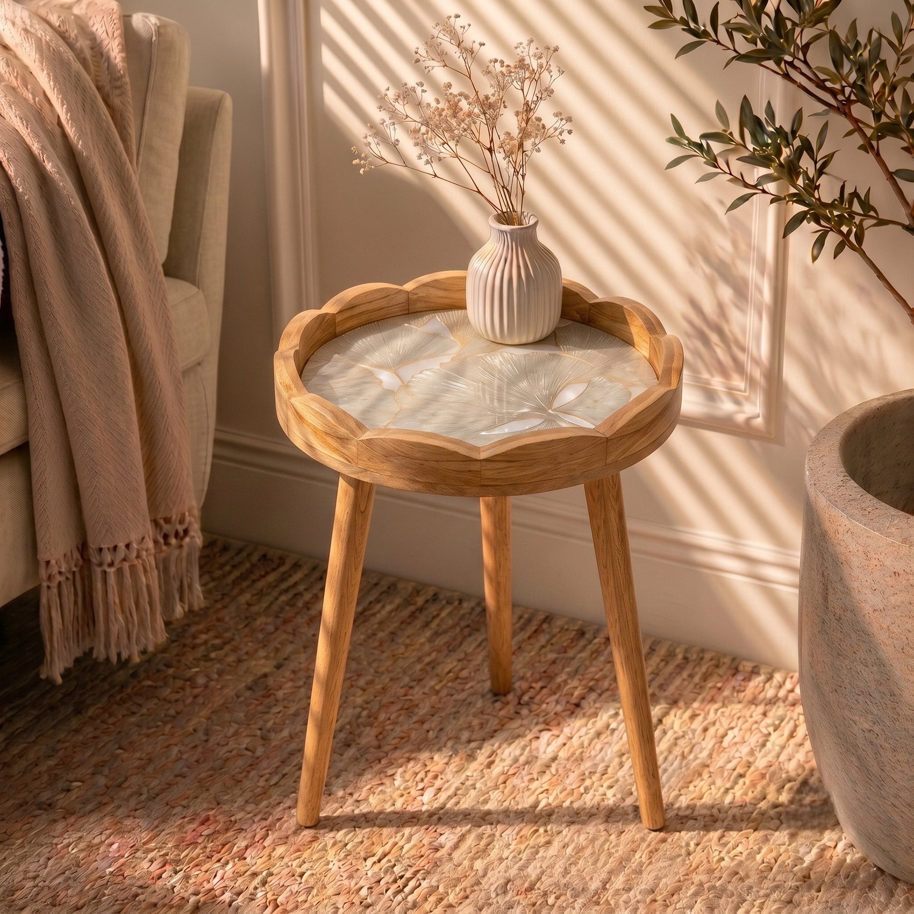 Round Wooden Coffee Side Table with Ginkgo Leaf Pattern