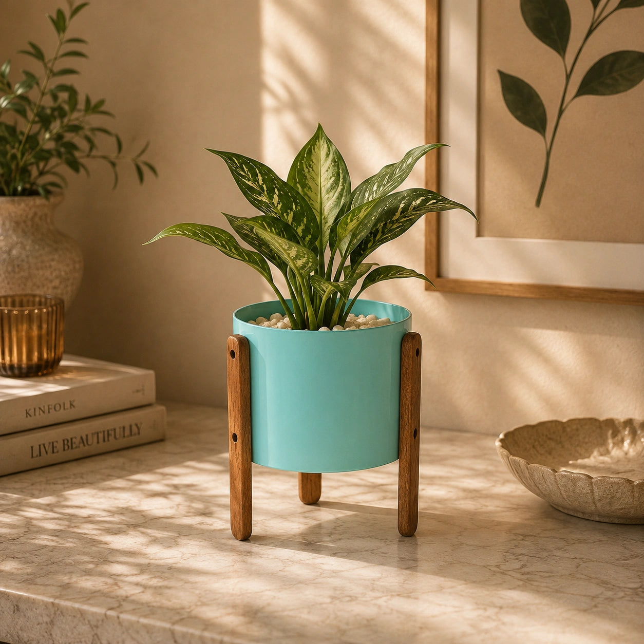 Modern Round Metal Pot with Wooden Stand in horizon blue