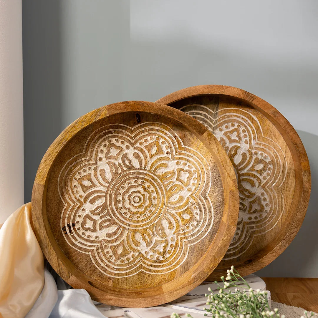 Handcrafted Mango-Wood Wooden Round Tray in Reddish Orange design-Set of 2